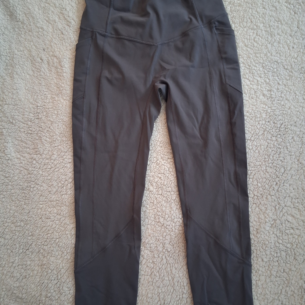 Gray High-Waisted Leggings